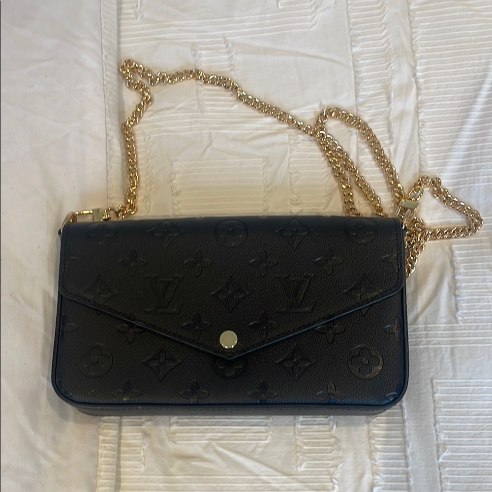 Women’s Crossbody
